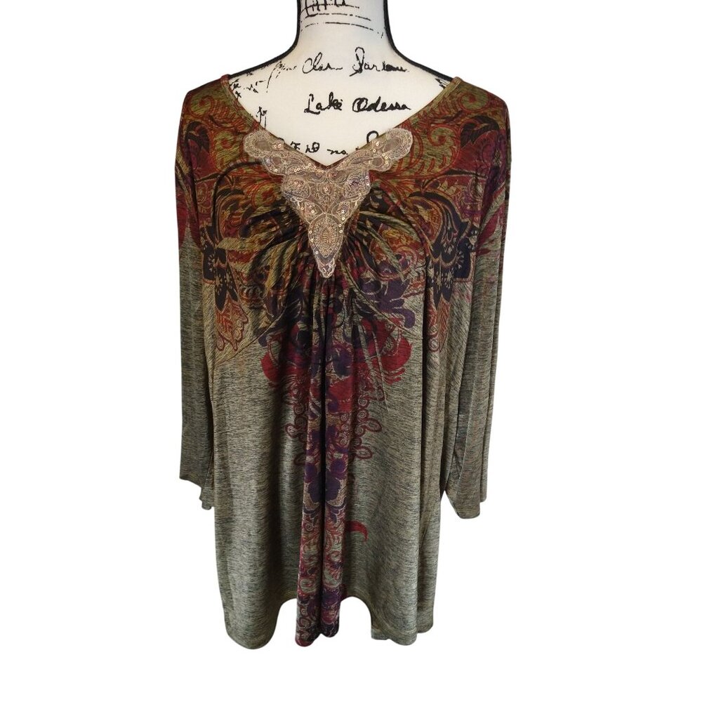 Cato Womens Plus Size 26/28W Green & Red Patterned Top With Lace Accent